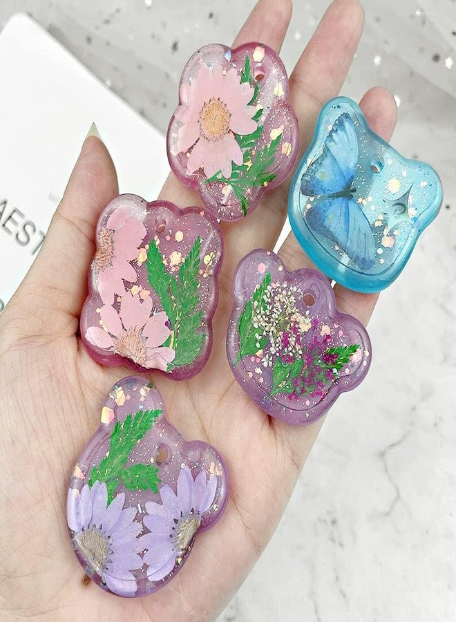 سكويشي مجموعة قوالب مجوهرات من الراتنج مكونة من 16 قطعة، طقم فنون الراتنج مع قوالب، مجموعة قوالب سيليكون لقلادات الإيبوكسي الكريستالية لصنع سلاسل المفاتيح والقلائد والهدايا، تتضمن أشكال المكعب والنجمة والقلب والزهرة والتيجان (أبيض - 2) - Image 5